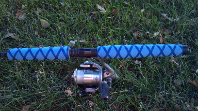 Blue Accucull Grip Saver on pole.